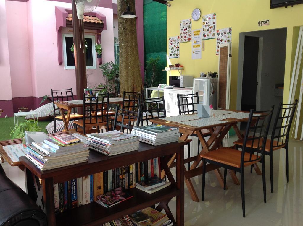 แซนดี้ เฮ้าืฺท์ ราไวย์ Hotel Rawai ภายนอก รูปภาพ