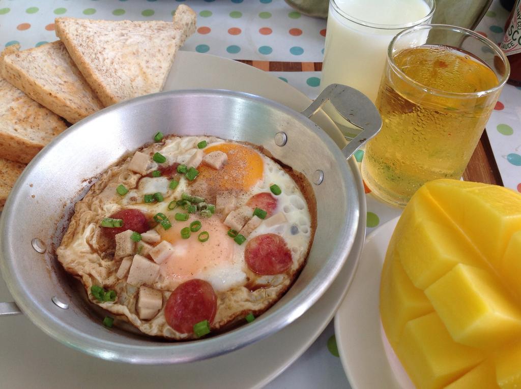 แซนดี้ เฮ้าืฺท์ ราไวย์ Hotel Rawai ภายนอก รูปภาพ