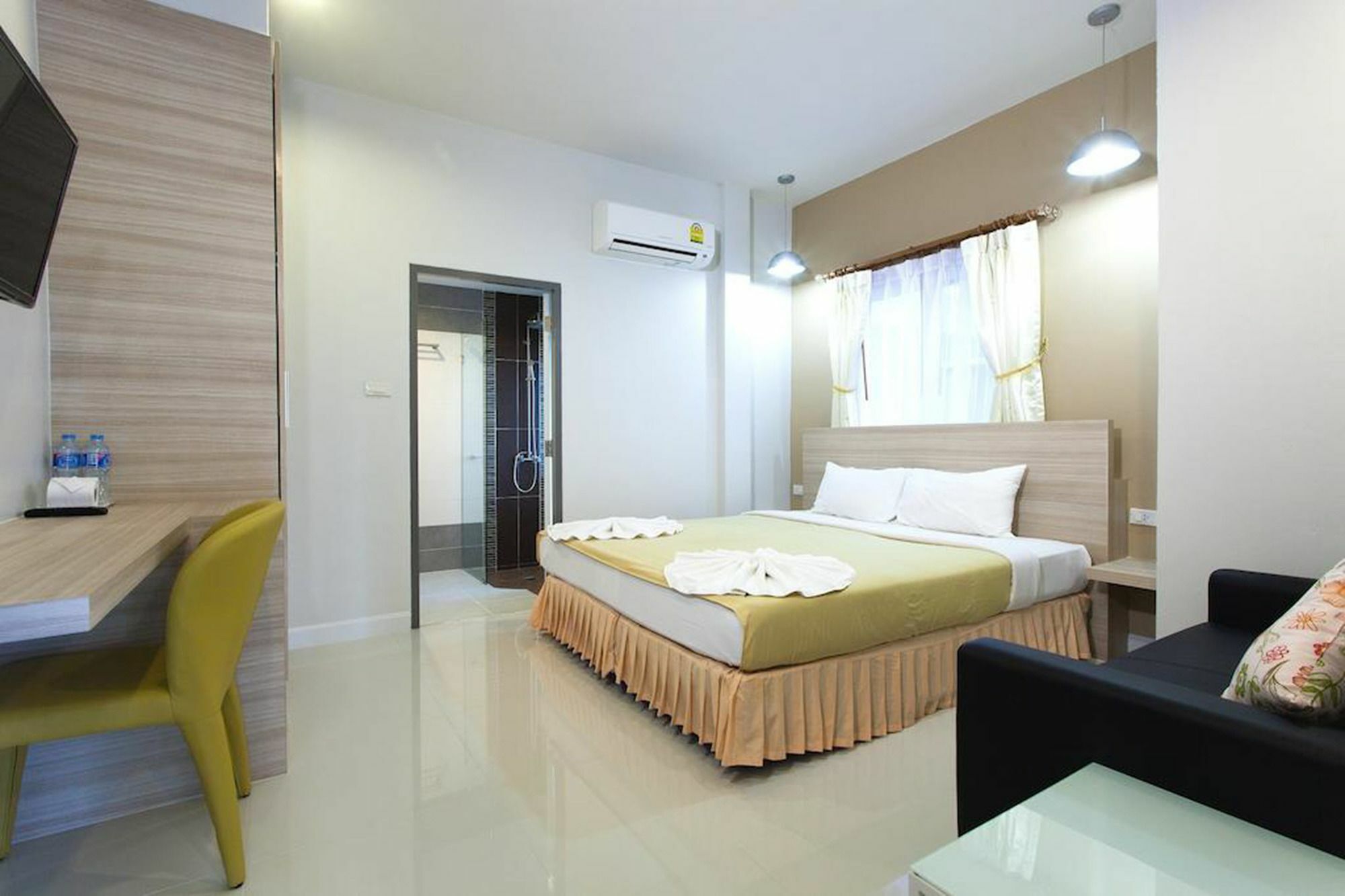แซนดี้ เฮ้าืฺท์ ราไวย์ Hotel Rawai ภายนอก รูปภาพ